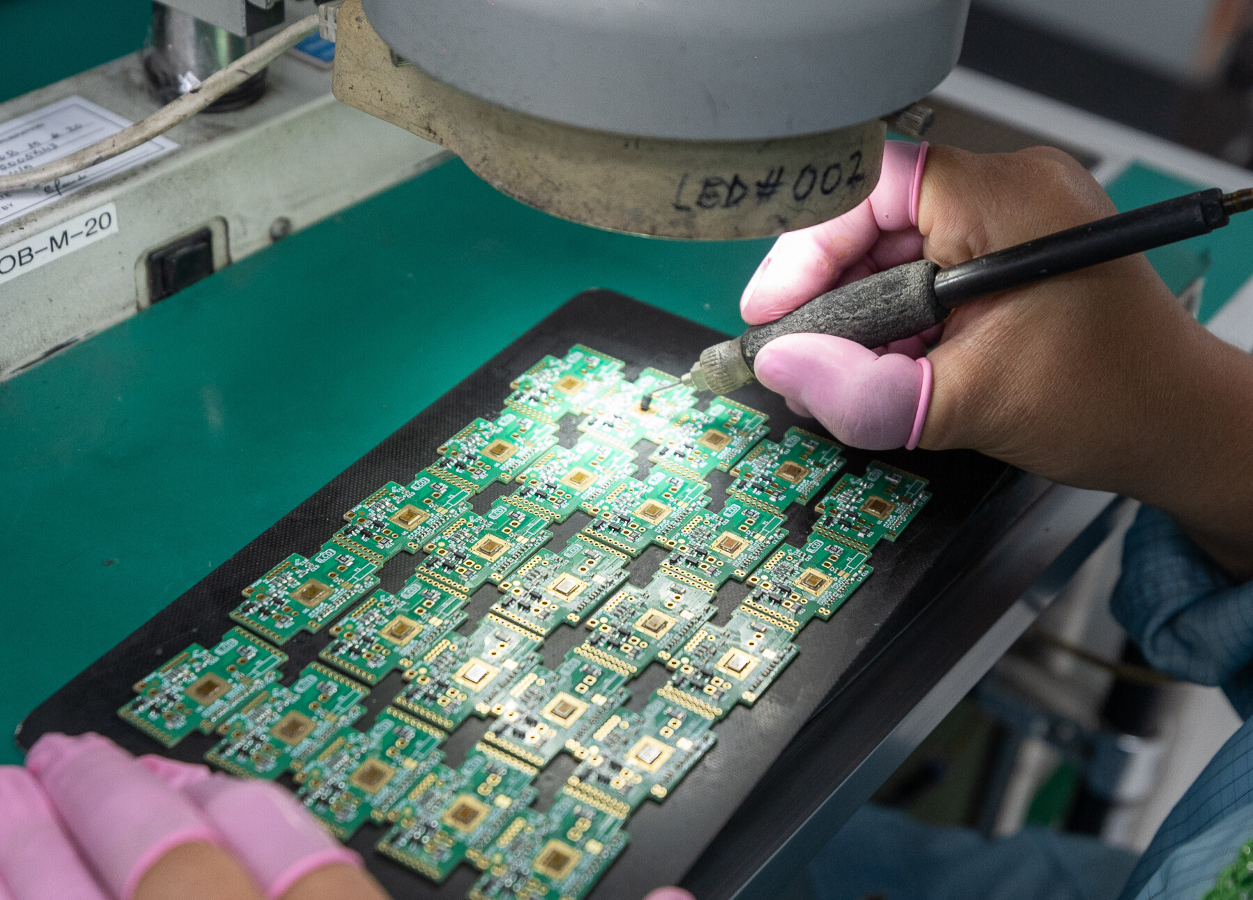 Best Practices in Component Selection for Reliable Hardware Design