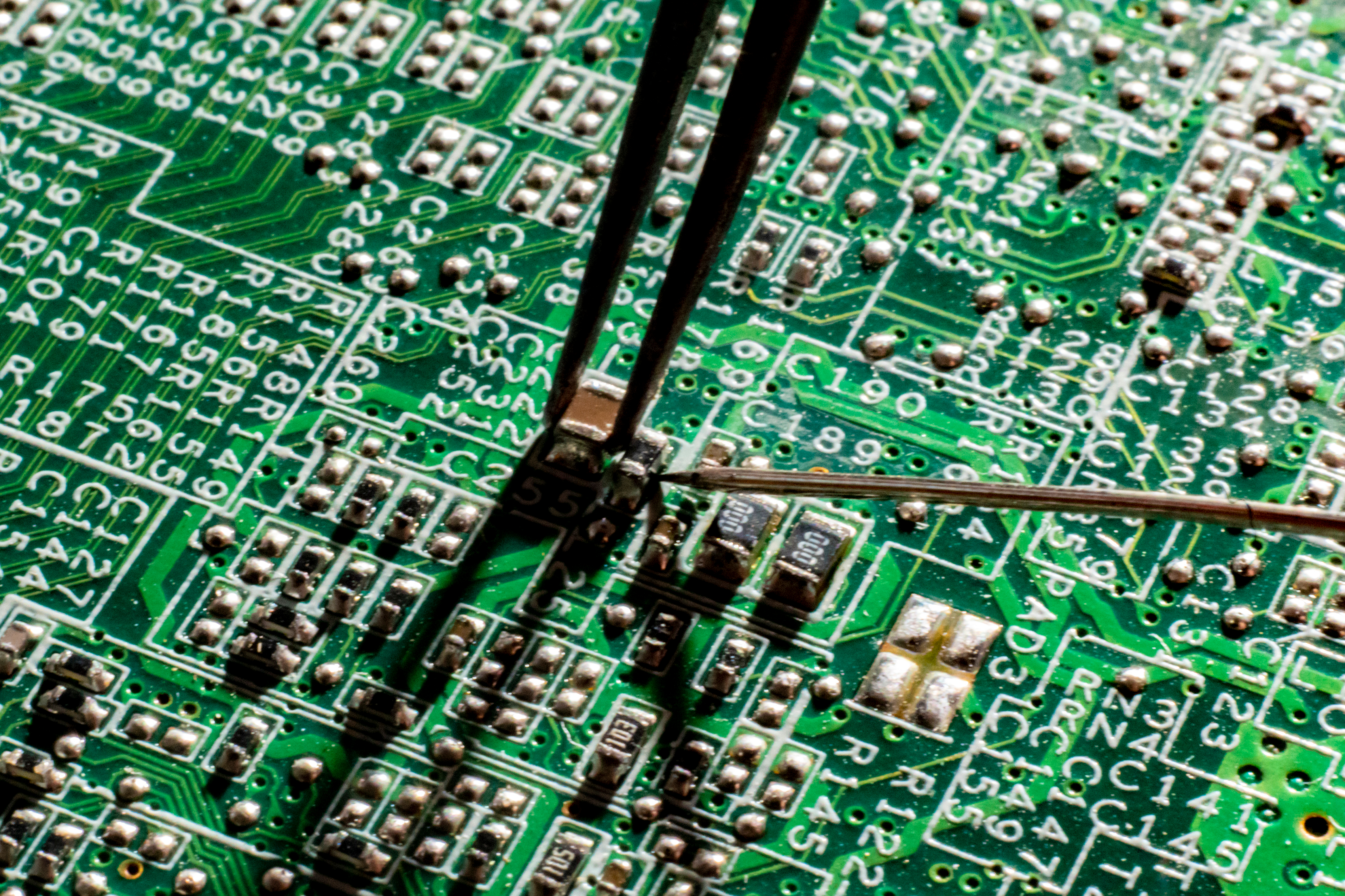 Supporting 5G in EMS: The Role of Advanced Radio Wave Engineering